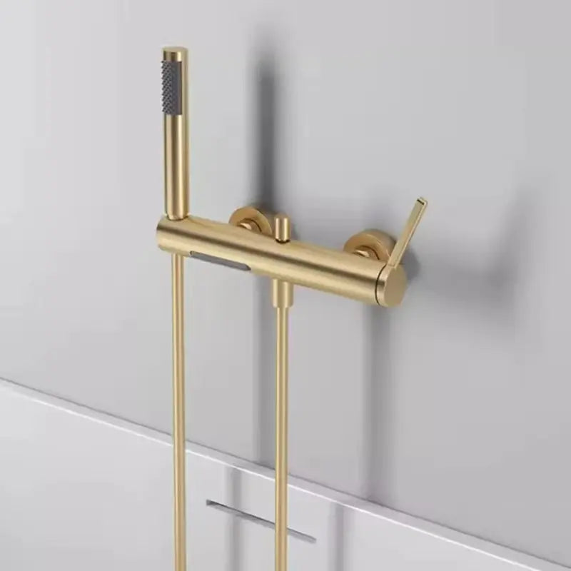 Robinet mitigeur de baignoire mural or brossé 