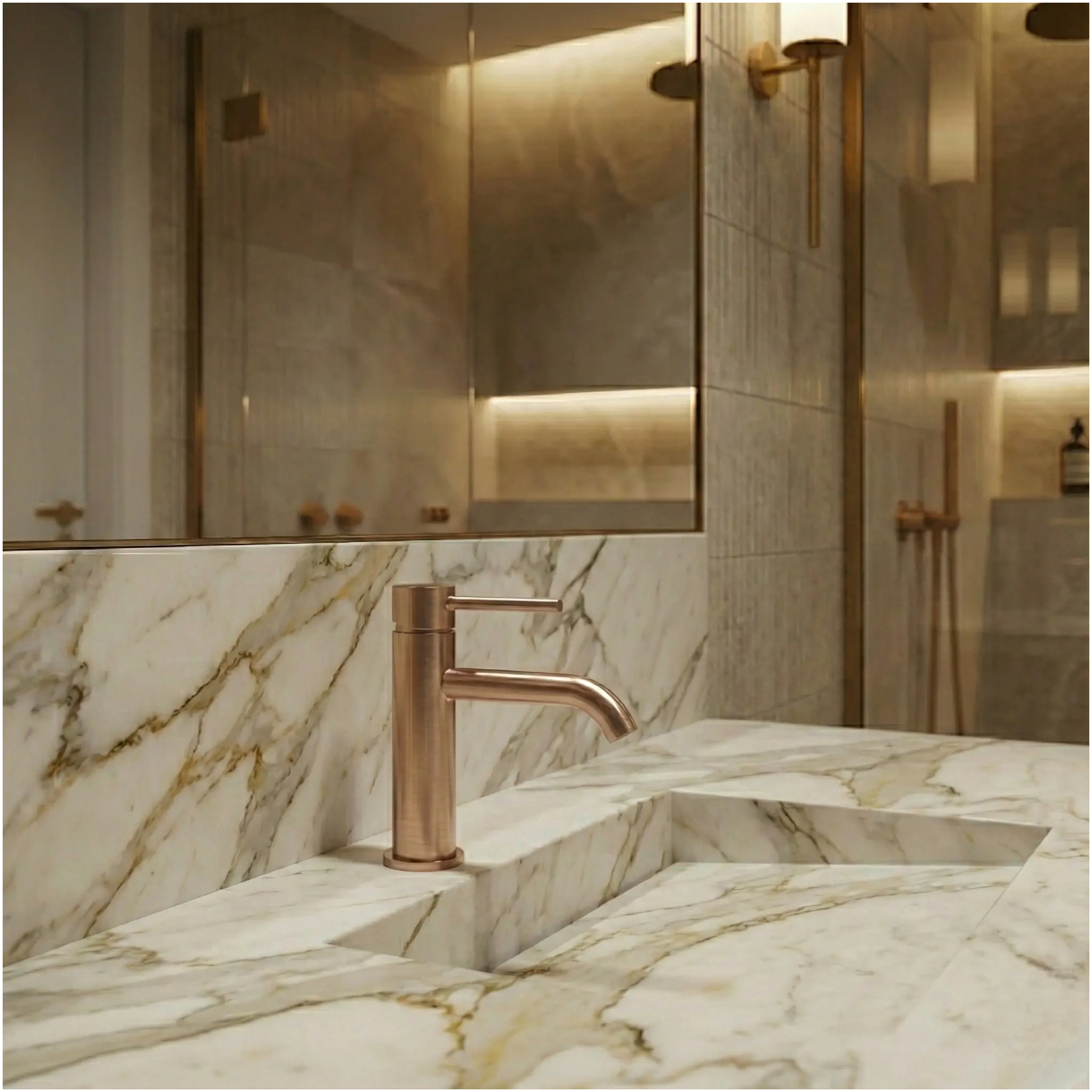 Mitigeur lavabo sur plan en or rose